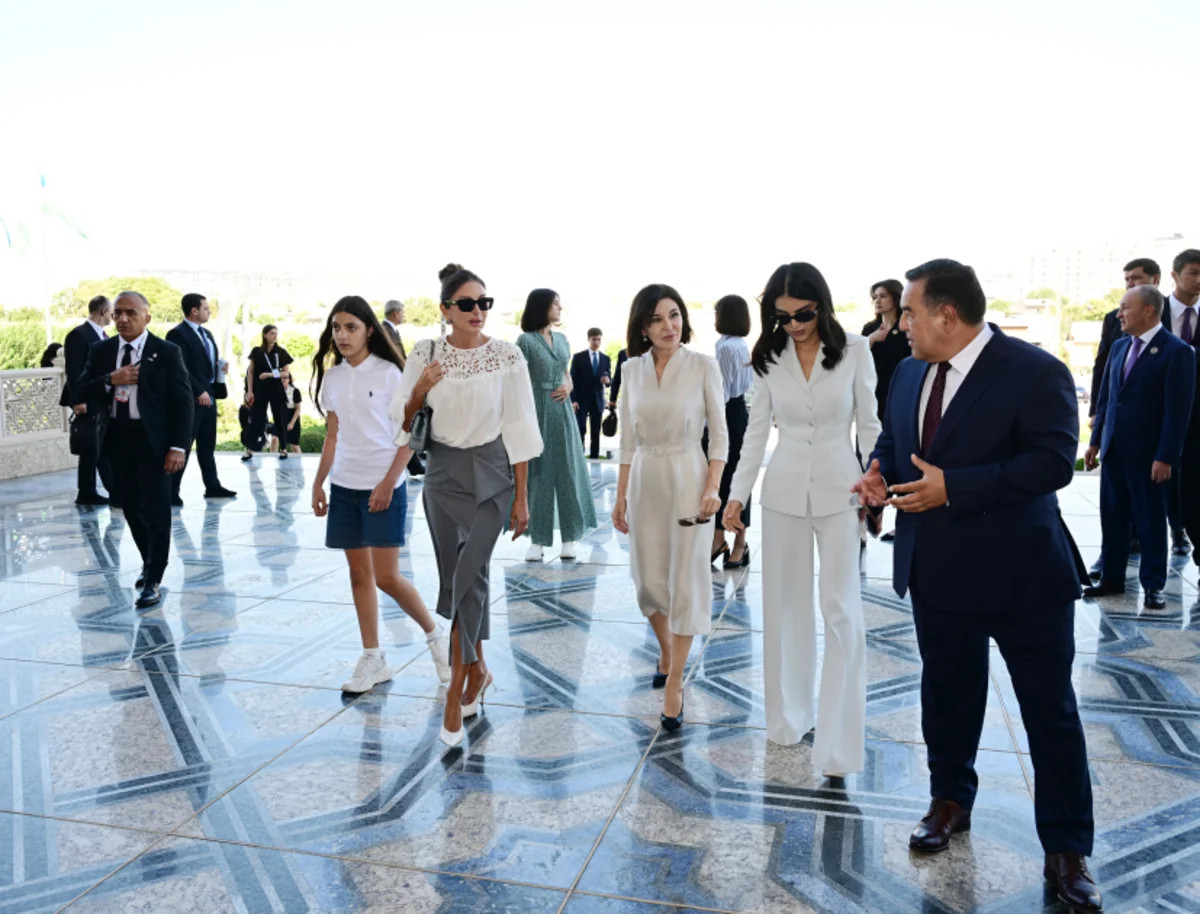 Mehriban Əliyeva Daşkənddə İslam Sivilizasiyası Mərkəzi və \"Oxunguzar\"da - FOTOLAR (Yenilənib)