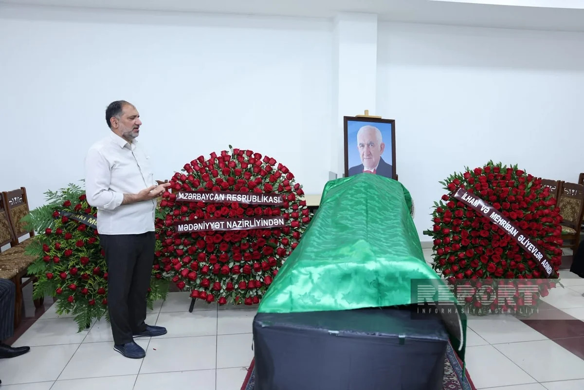 Xalq artisti Tofiq Bakıxanovla vida mərasimi keçirilir