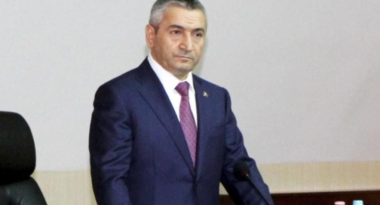 Jurnalist Sabunçudakı 22 minlik rüşvət faktından yazdı: \"İcra başçısının da iştirak etdiyi söhbətlər aylarla...\" - Kimlər rüşvəti aktla geri qaytarıb?