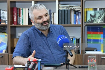 Əli İsa Cabbarov AKİ sədrliyindən namizədliyini geri götürdü