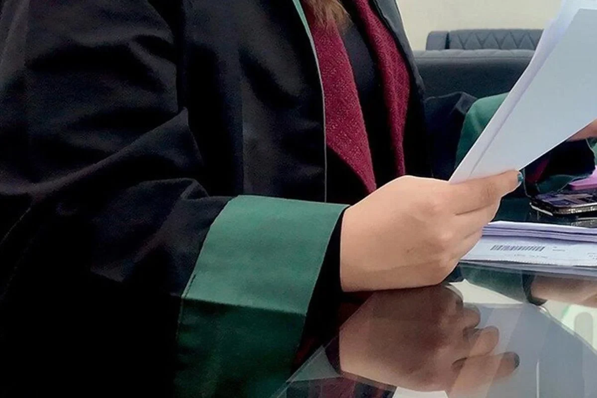İstanbulda 31 vəkil saxlanıldı - 39 vəkil bürosunda isə axtarış aparılıb + SİYAHI