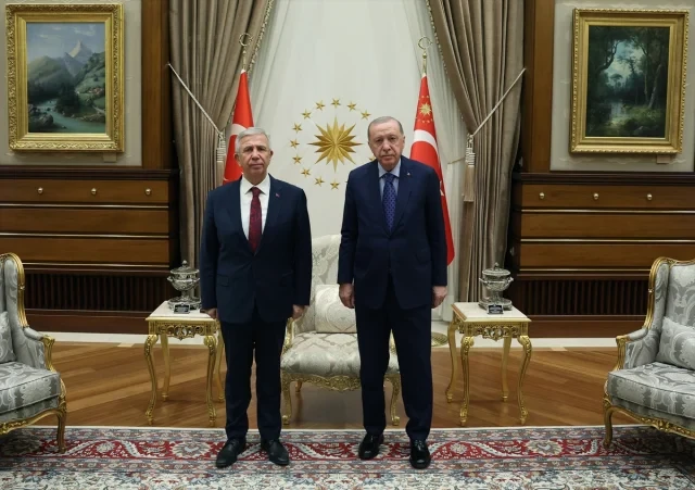 ƏRDOĞANLA YAVAŞIN QAPALI GÖRÜŞÜ: sirlər açılır
