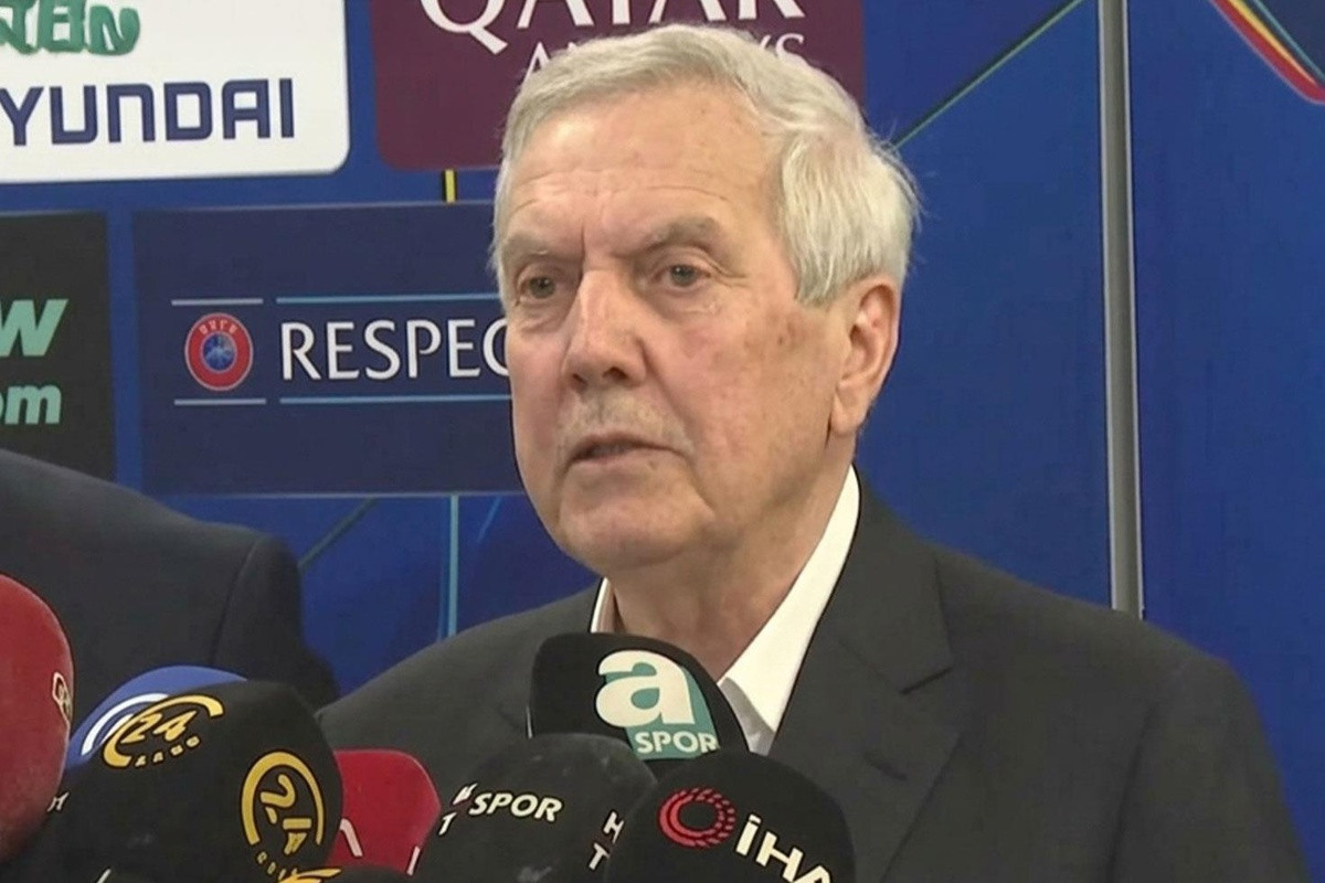 Əziz Yıldırımdan baş məşqçinin istefa bəyanatına reaksiya: \"Başına butulka atdlar, ondan yana...\"