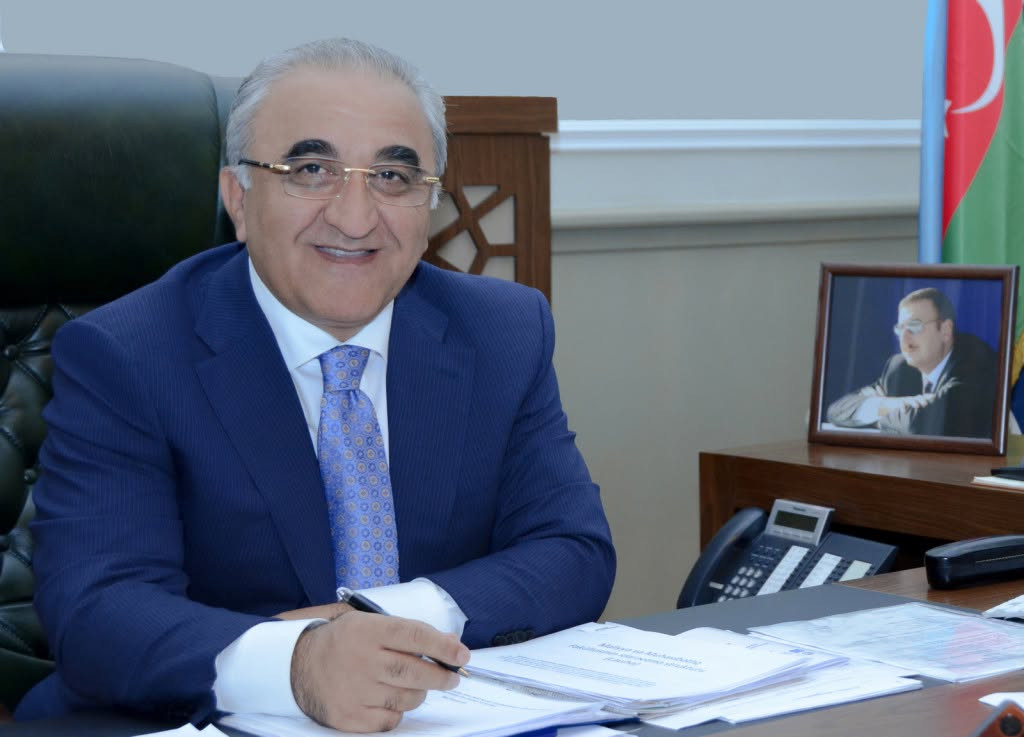 UNEC rektoru: \"Bununla təhsildə \"hər şeyin düzəlməyəcəyi\"ni hamı qəbul edir\"