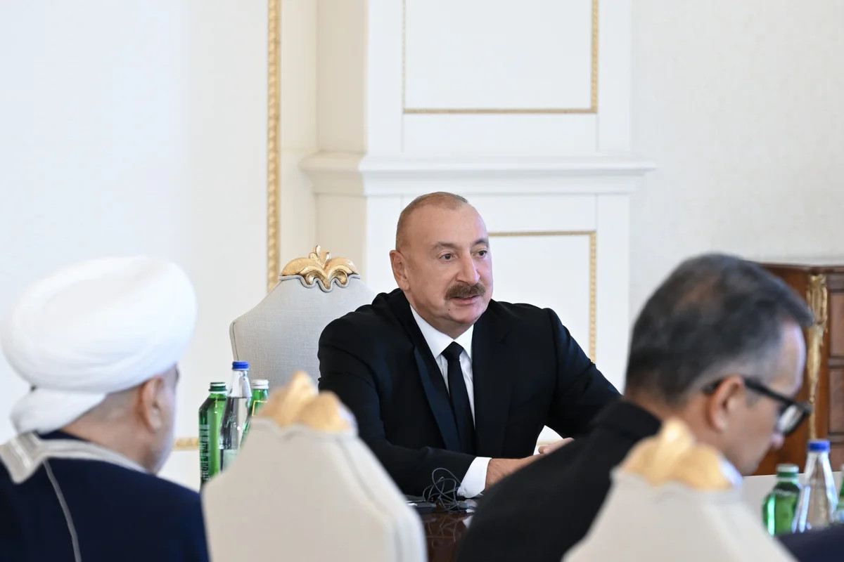 İlham Əliyev beynəlxalq konfransların iştirakçılarını qəbul etdi - FOTOLAR