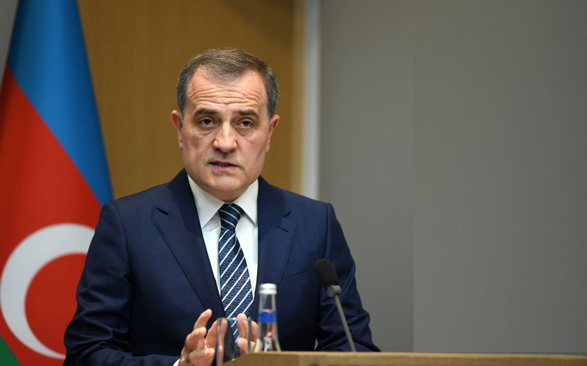 Ceyhun Bayramov Nyu Yorka gedib