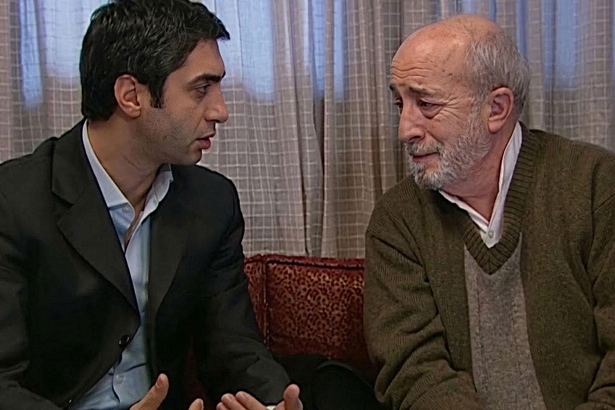 \"Kurtlar Vadisi\"nin \"Ömər Baba\"sı \"şübhələnirdim\" dedi, istintaqa çağırıldı - Kəşfiyyatçının şübhəli ölümü işi böyüyür
