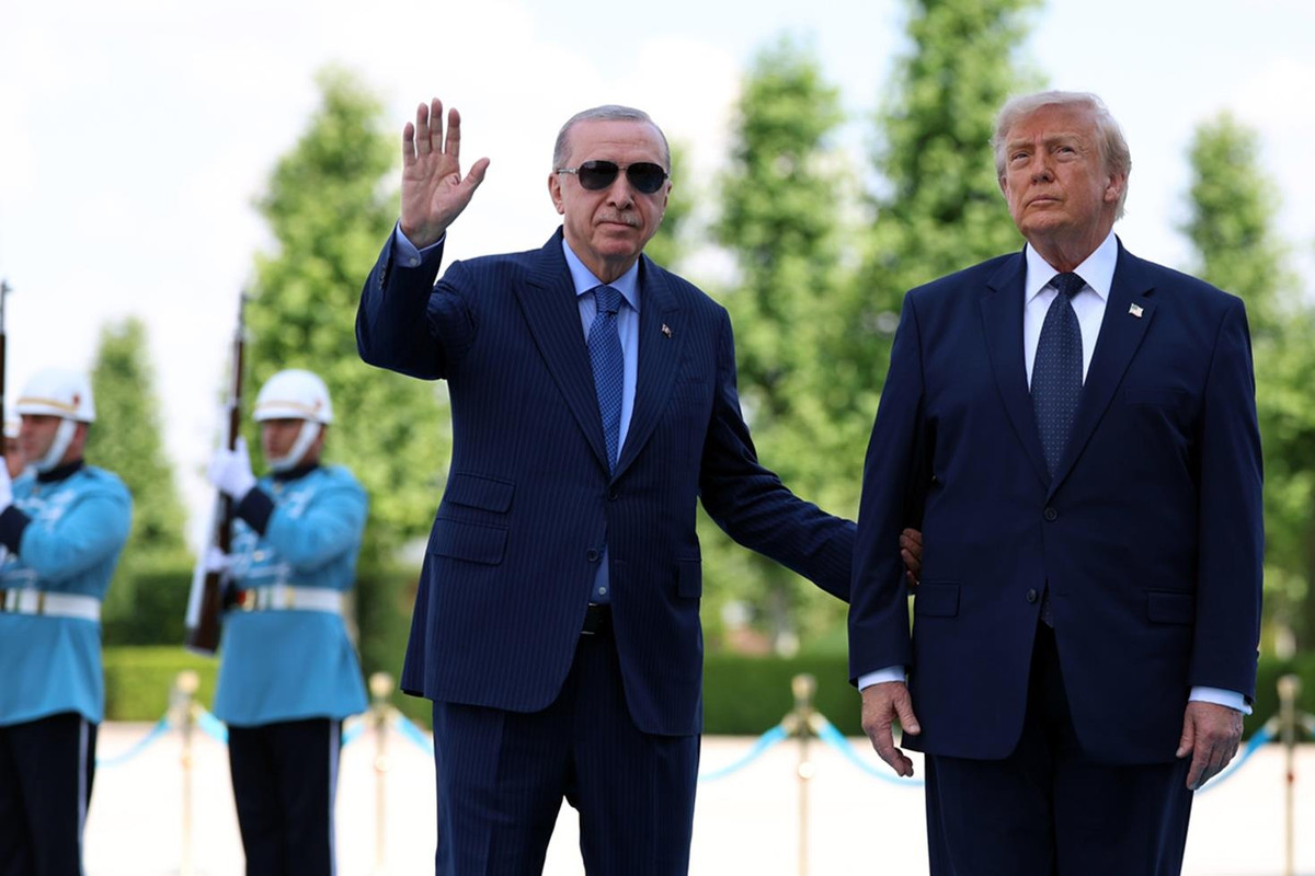 \"ƏRDOĞAN QIRILMAZ QOZDUR, ONUNLA ƏLLƏŞMƏYƏ DƏYMƏZ\" - Tramp Körfəz ölkələri liderləri ilə görüşdə Türkiyə lideri haqda elə şeylər dedi ki...