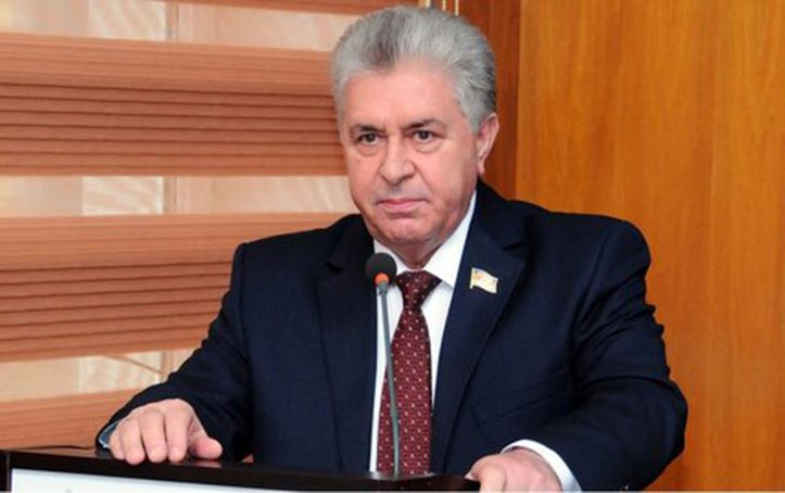 \"Mənə ”qarnını cıraram, başını kəsərəm” demirdi, amma bıçağı yelləyə-yelləyə...\" - Deputat adının hallandığı qalmaqaldan danışdı