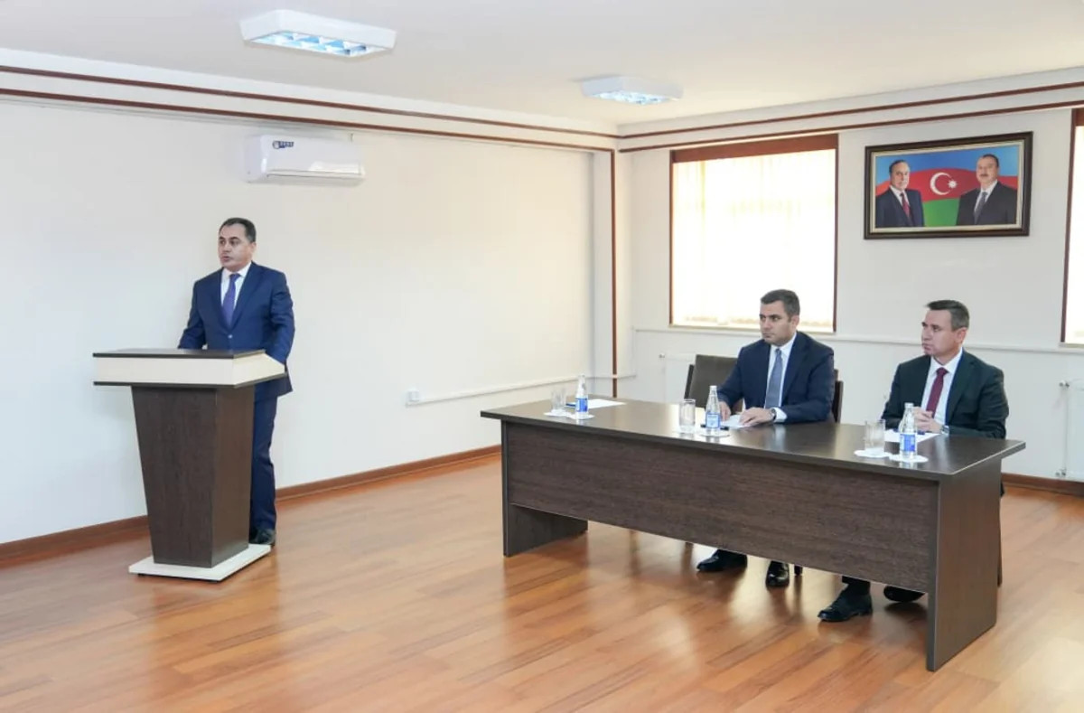 Yeni təhsil naziri kollektivə təqdim olunub