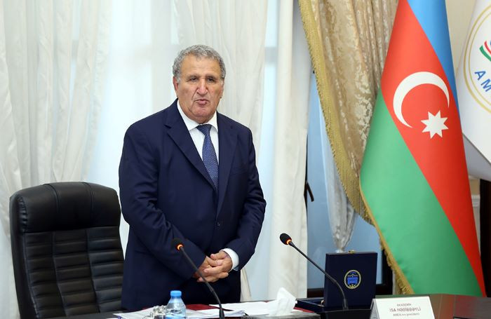 AMEA rəhbəri iki xanımı yeni vəzifəyə təyin edib