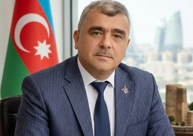 Nazir Köçəri Tumasovu təltif etdi