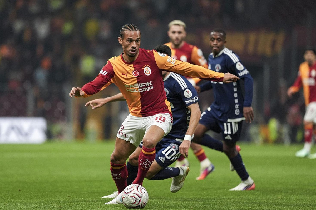 \"Qalatasaray\"ın alman ulduzu sükutu pozdu: \"Bu çətin günlərin öhdəsindən gələcəyik\"