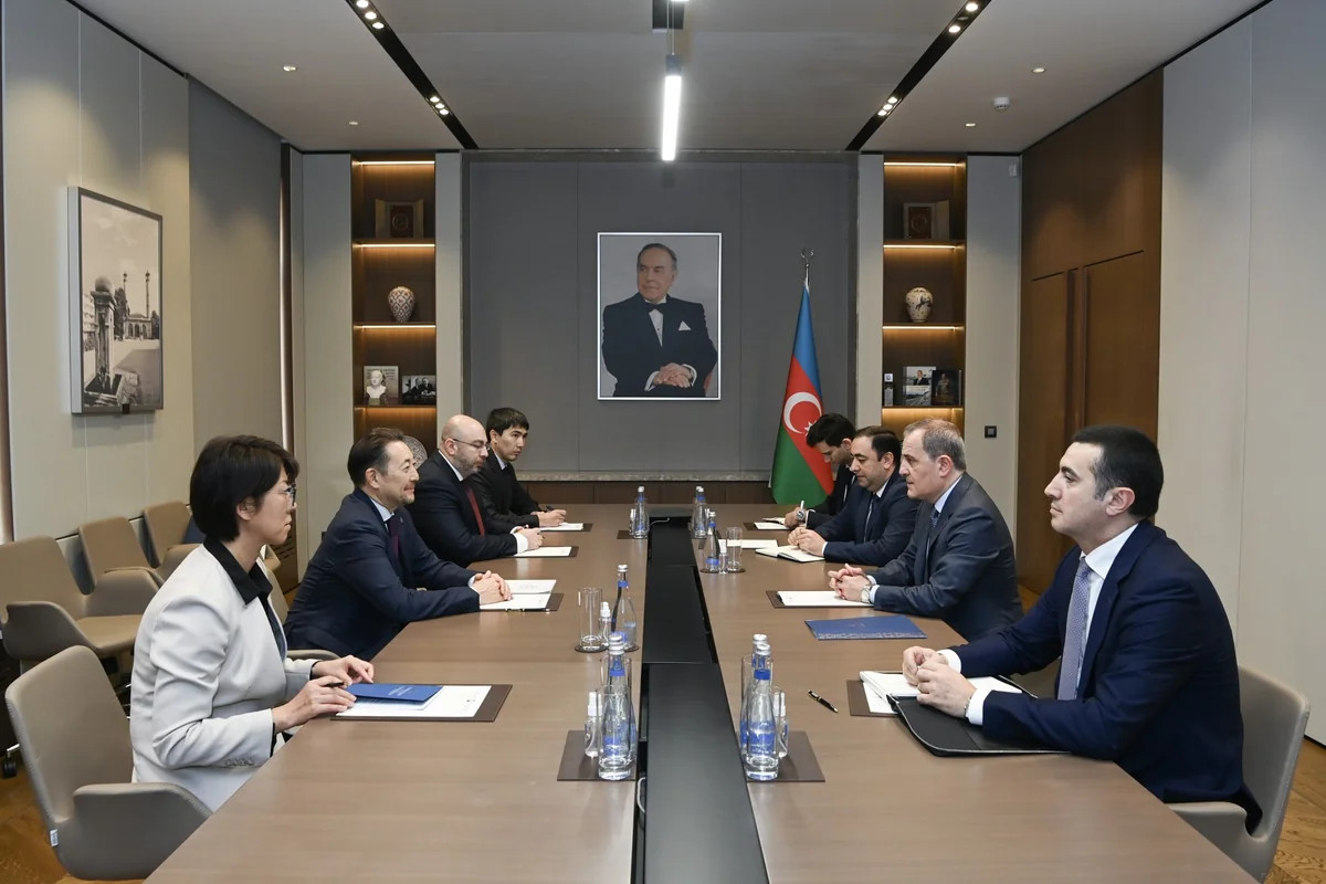 Ceyhun Bayramov AQEM-in Baş katibi ilə müzakirə aparıb