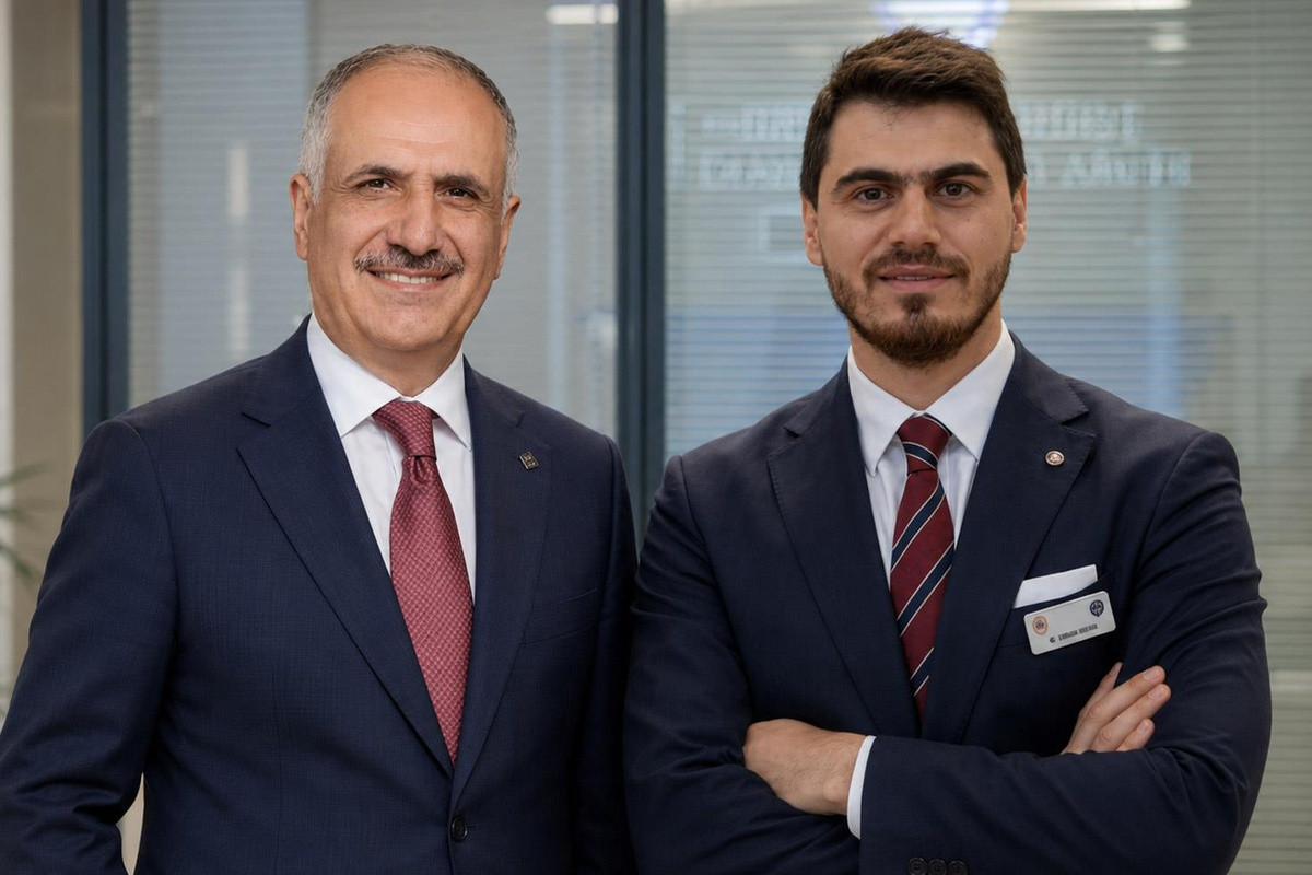 Kürəkəni həbs olunan nazir müavini istefaya göndərildi