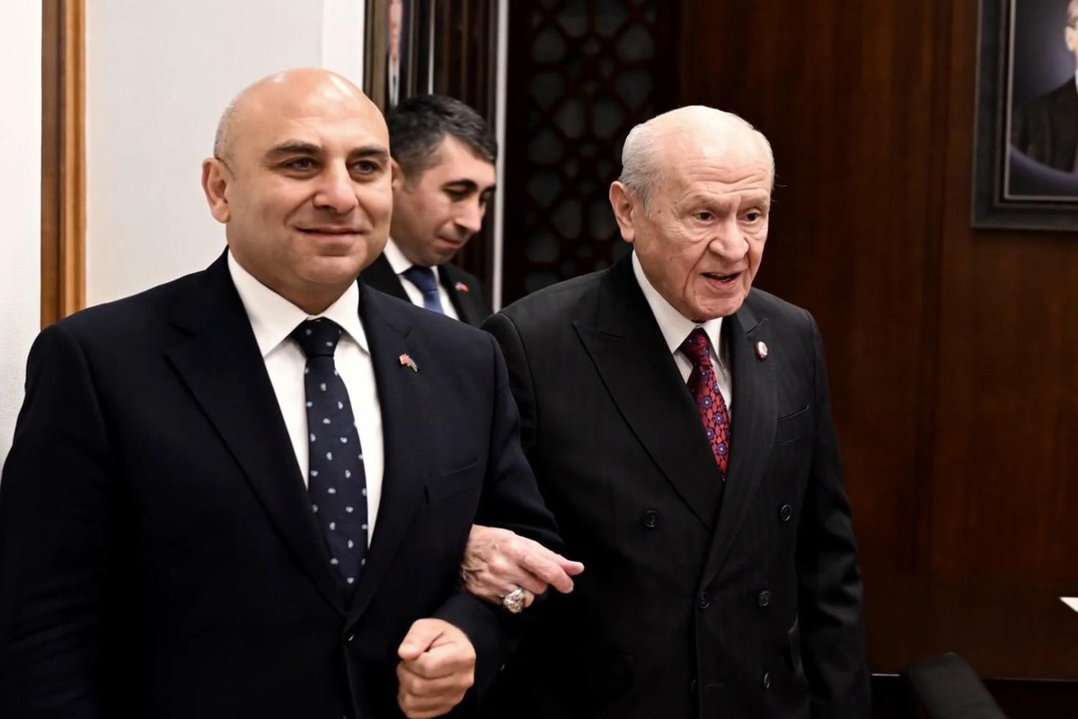 Baxçalı Azərbaycan səfiri ilə bir arada: \"Türkiyə ilə Azərbaycanın bir-birinə olan etimadı qorumaq...\"