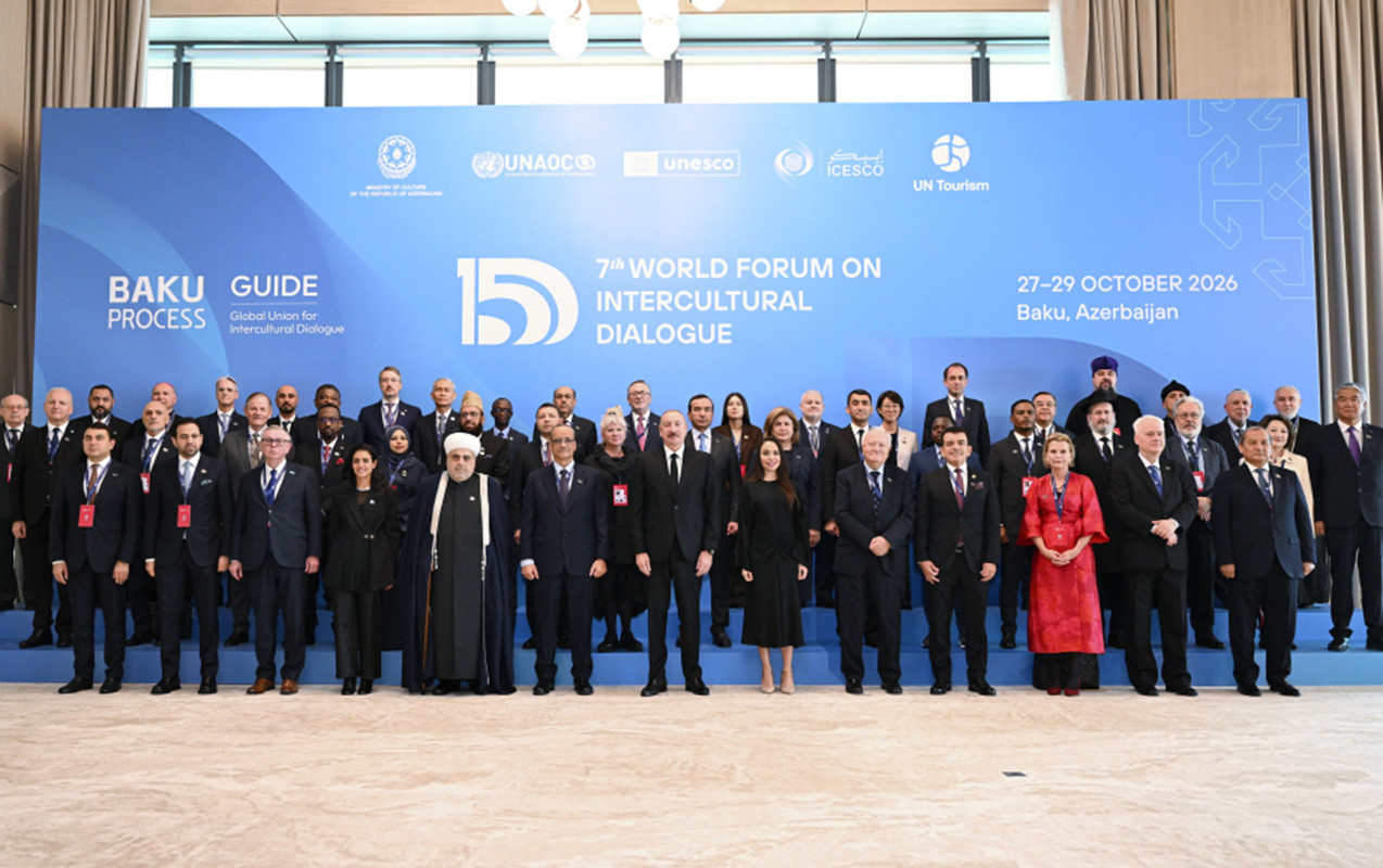 Prezident&nbsp; Dialoq Forumunun açılış mərasimində çıxış edir - CANLI