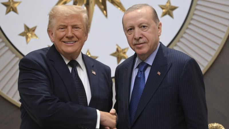 Ərdoğanla Tramp telefonla danışdı: Məkkə sazişi, Yəmən, Hörmüz boğazı, Ukrayna və TDT... - Nələr müzakiirə olunub?