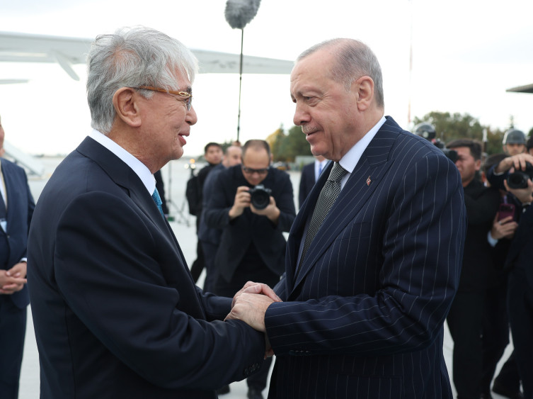 Ərdoğan Qazaxıstan prezidentini Ankarada belə qarşıladı - FOTOLAR