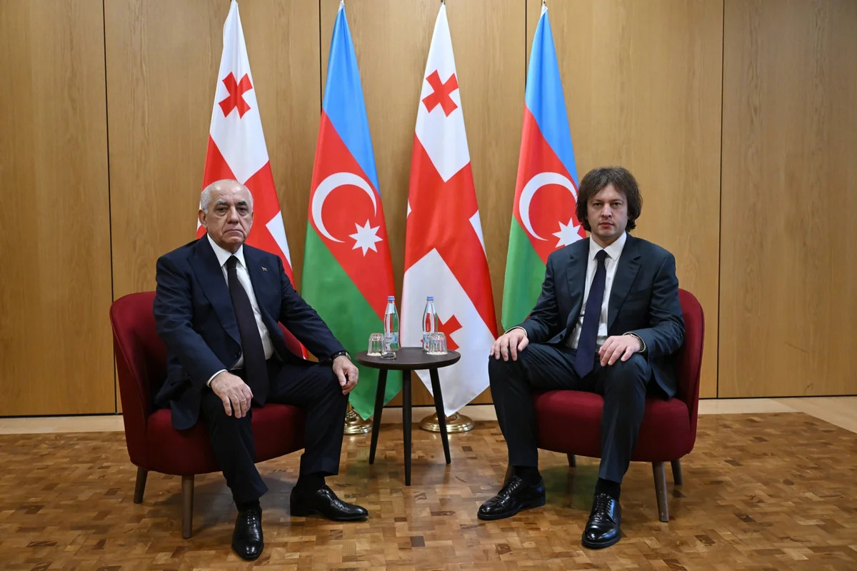 Əli Əsədovla İrakli Kobaxidze bir araya gəldi - Siqnaxidə + FOTO