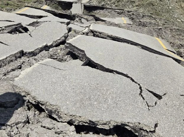 Quba-Qonaqkənd yolu niyə dağılıb? - 20 milyonluq layihənin araşdırılması tələb olunur (VİDEO, FOTOLAR)   