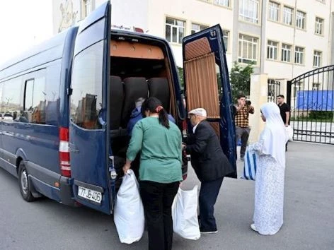 QARABAĞA KÖÇ DAVAM EDİR