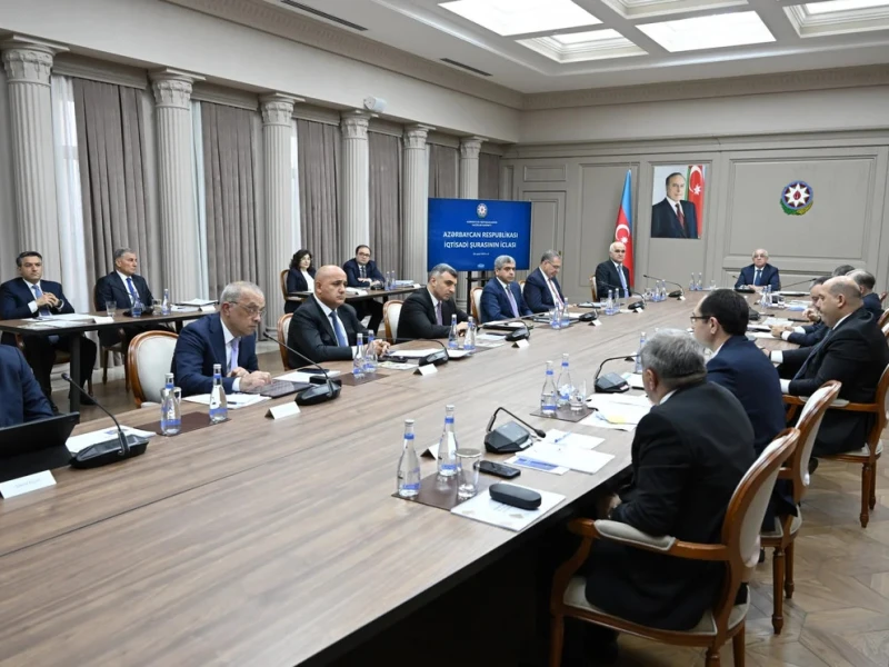 Əli Əsədovdan xəbər var - İclas keçirib (FOTO)