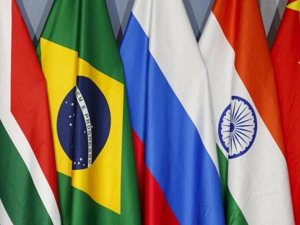 BRICS-in iclası bitdi, bəyannamə qəbul edilədi – Sammitə İran və BƏƏ nazirlərin “atışması” damğa vurdu”  