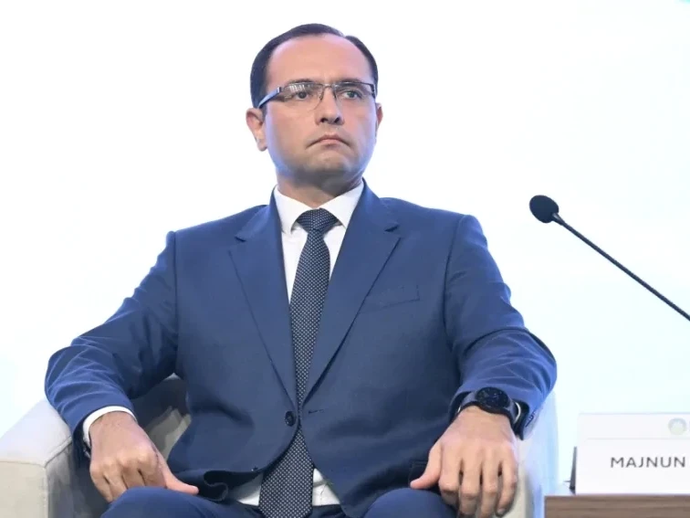Məcnun Məmmədovun diplomu təsdiq olunacaq? - Distant təhsil alan nazir haqda şok VİDEO
