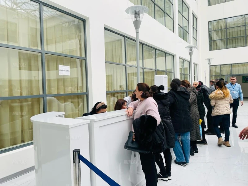 Abşeron xəstəxanasında \"monopoliya\" iddiası: 1 həkim 1 günə 121 xəstəni necə qəbul edir? - AÇIQLAMA +  FOTO