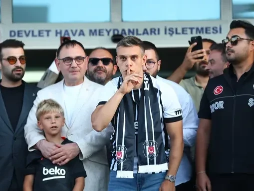 \"Beşiktaş\" ulduz oyunçu Leandro Trossardı İstanbula gətirib