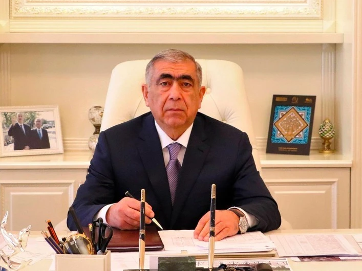 KEÇMİŞ AGENTLİK SƏDRİ XARİCDƏ BÖYÜK BİZNESƏ GİRİB - Jurnalist şok məlumat paylaşdı&nbsp;