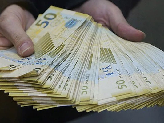 200 MİN MANATLIQ RÜŞVƏT İTTİHAMI - Rəis və müavin həbs edildi
