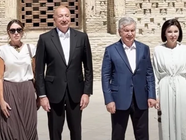 Prezident İlham Əliyev Buxara şəhərinə gedib - VİDEO (Yenilənib)