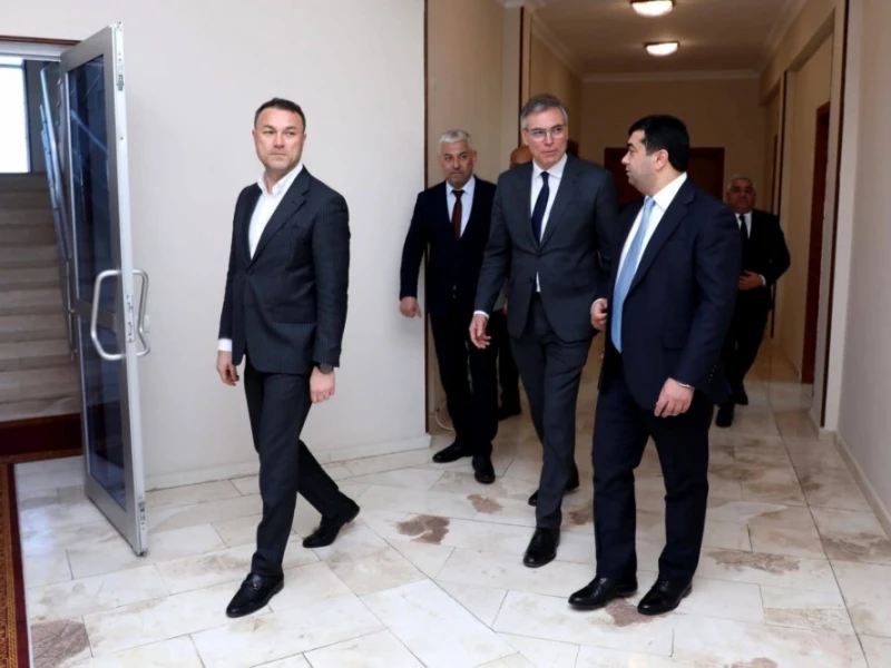 \"AZƏRİQAZ\"DA MİSLİ GÖRÜNMƏYƏN ƏMƏLİYYATLAR: tək bir idarəyə 110 milyon manat borc var! - \"Maaş, ezamiyyə xərcləri vaxtında ödənilmir,  qanunsuz qazlaşdırma...\" (MÜSAHİBƏ)