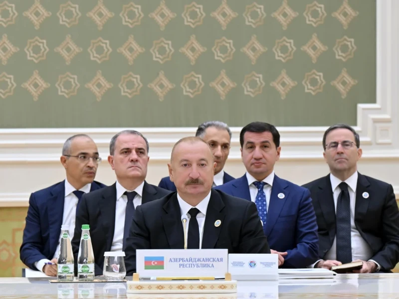 Prezident İlham Əliyev Türkmənistanda 8-ci Məşvərət görüşündə: yeni sənədlər imzalandı - FOTOLAR (YENİLƏNİR)