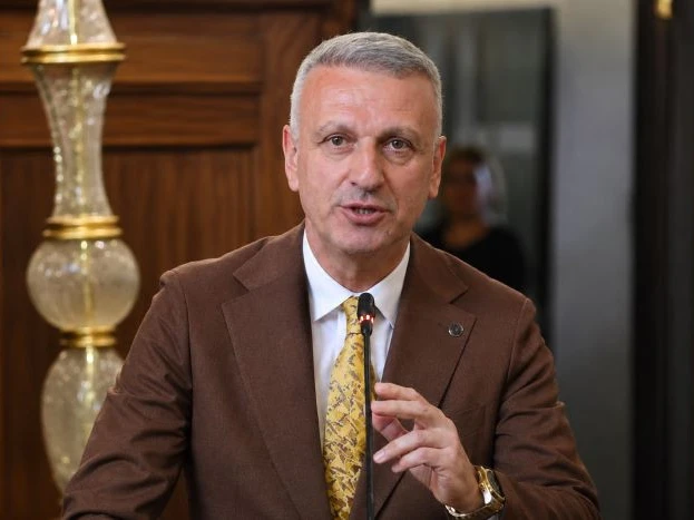 ƏRDOĞAN MÜŞAVİRİNİ VƏZİFƏDƏN AZAD ETDİ&nbsp;