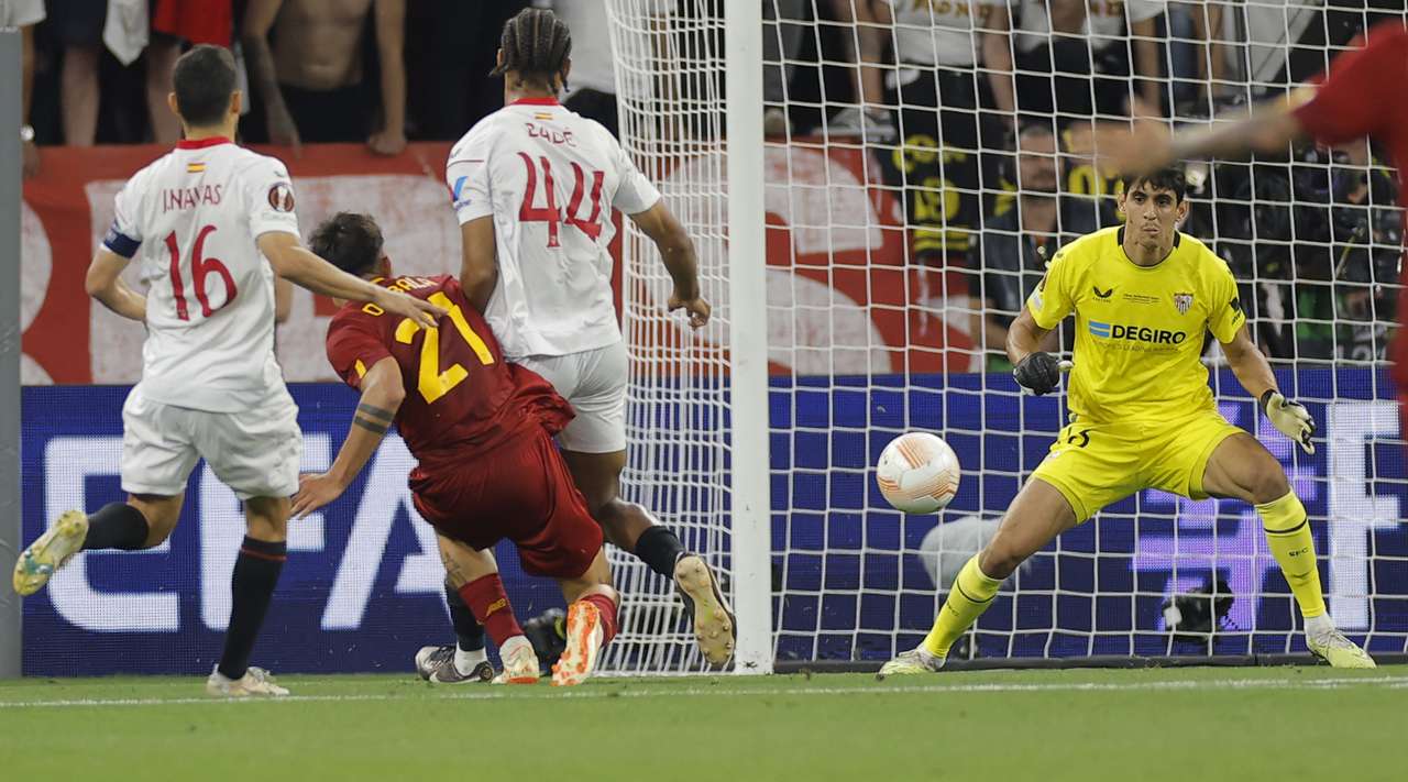 Avropa Liqasının finalı: "Roma" - "Sevilya" oyununda hesab açıldı (FOTO/Yenilənir)